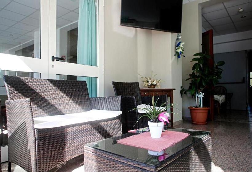 ホテル Serafini Misano Adriatico