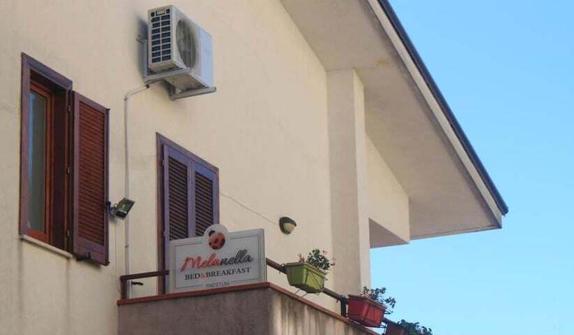 B&b Melanella