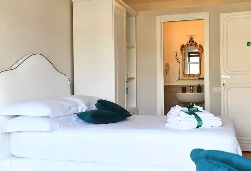 تختخواب و صبحانه Attico 195