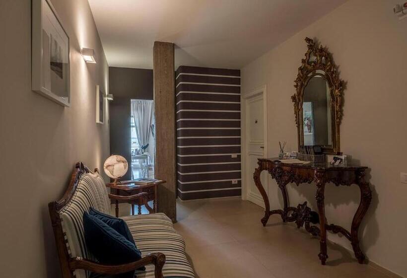 تختخواب و صبحانه Attico 195