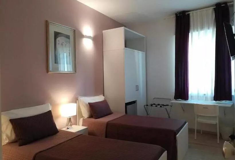 Aamiaismajoitus (B&B) Dimora Francesca