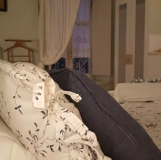 Aamiaismajoitus (B&B) Palazzo Colombino Suite&residence