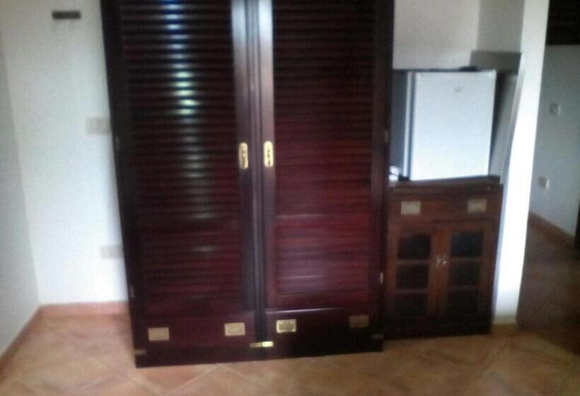 פנסיון Aurelio Rapillo