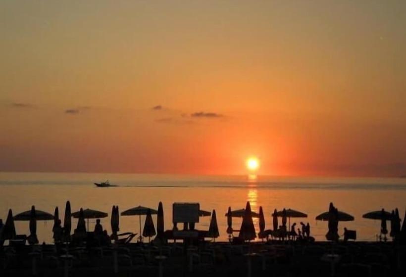 渡假胜地  International Camping Village