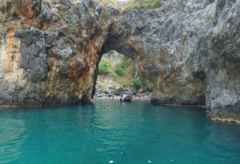 渡假胜地  International Camping Village