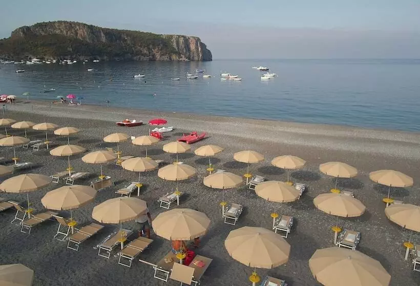 Lomakeskus International Camping Village