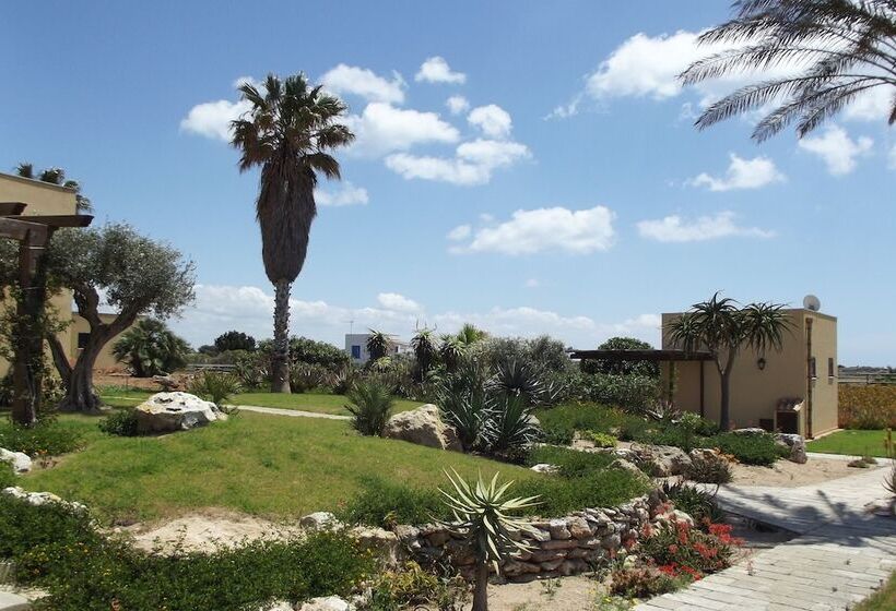 בית מלון כפרי Il Giardino Delle Aloe