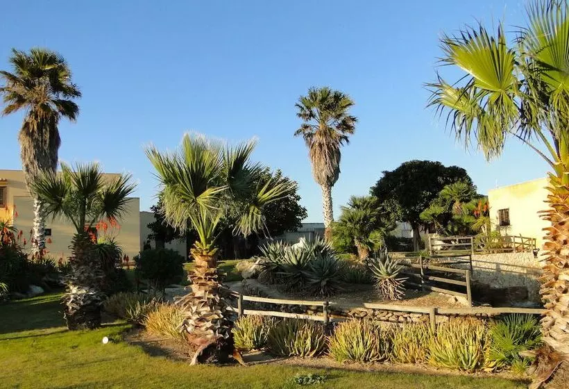Maaseutuhotelli Il Giardino Delle Aloe