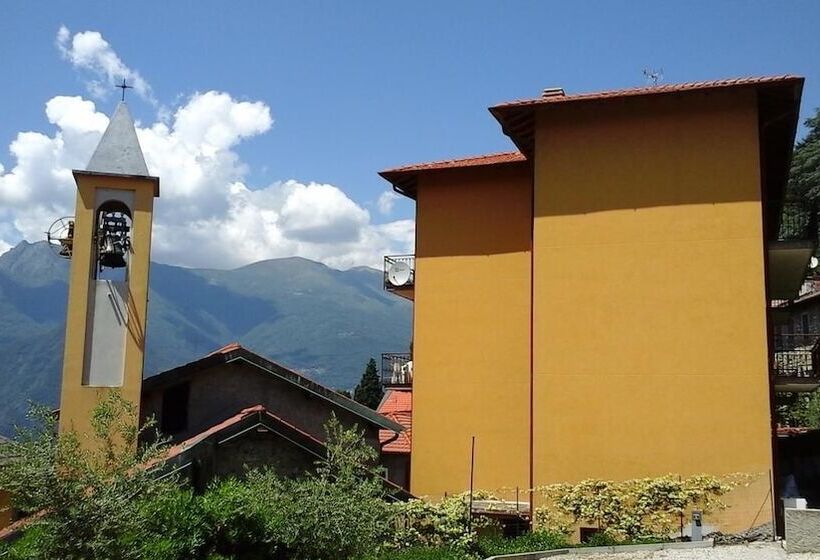 פנסיון Regolo House