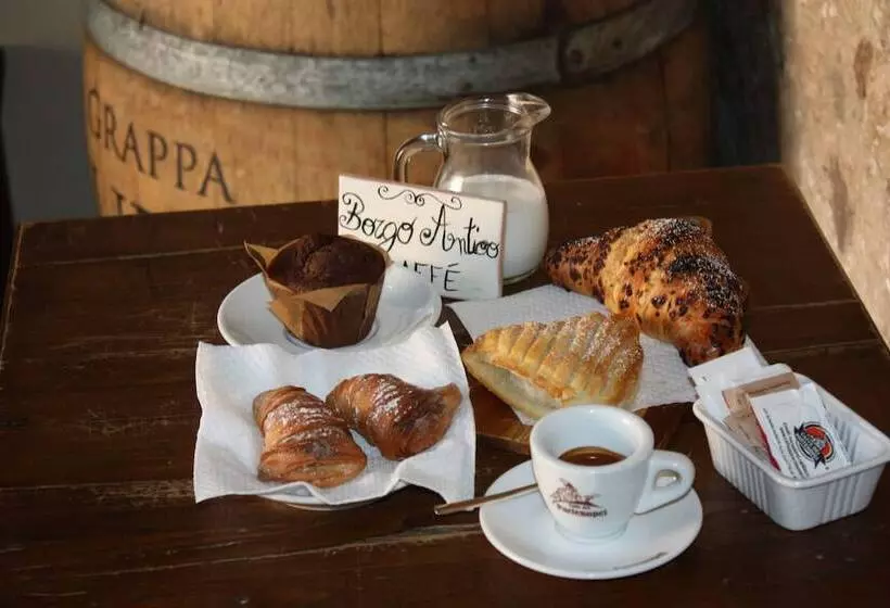 Aamiaismajoitus (B&B) L Antica Caiatia