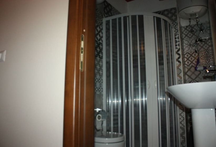 مبيت وإفطار L Antica Caiatia