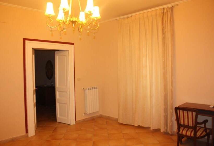 مبيت وإفطار L Antica Caiatia