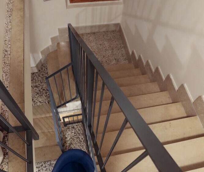 צימר Le Finestre Sul Borgo Rooms