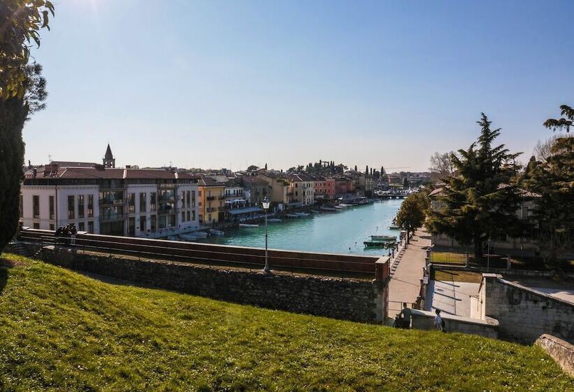 צימר Le Finestre Sul Borgo Rooms