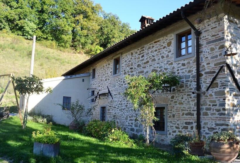 مبيت وإفطار Podere Badia