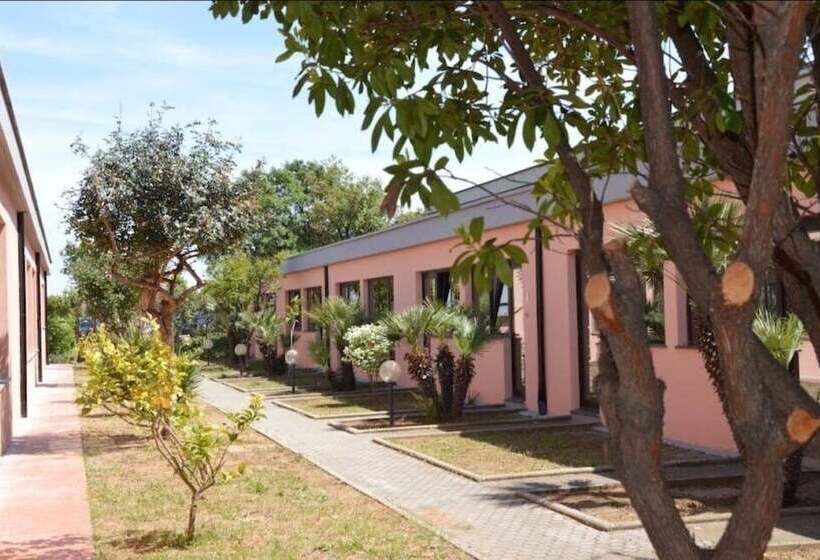 ホテル Bb Porto Piombino