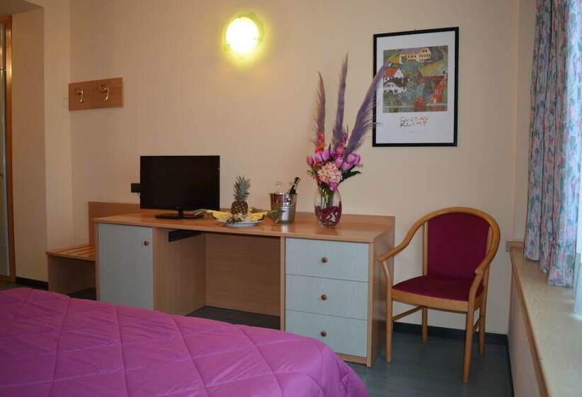 ホテル Bb Porto Piombino