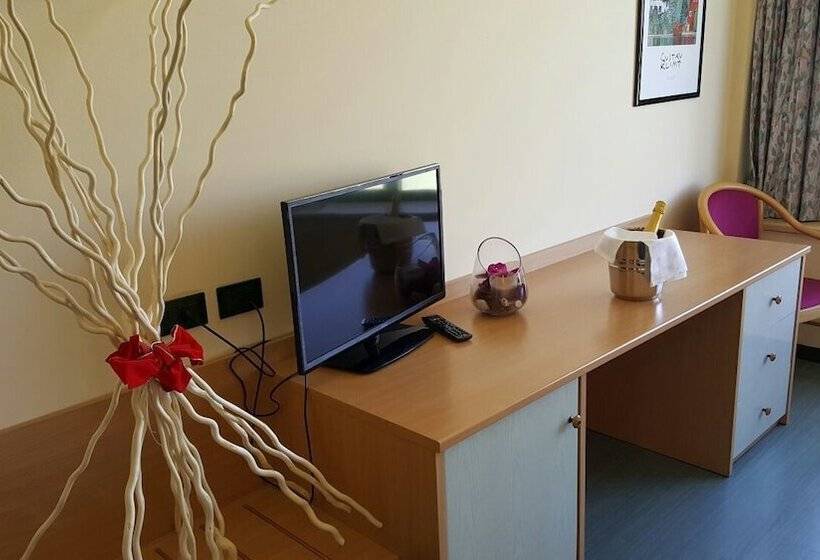 ホテル Bb Porto Piombino