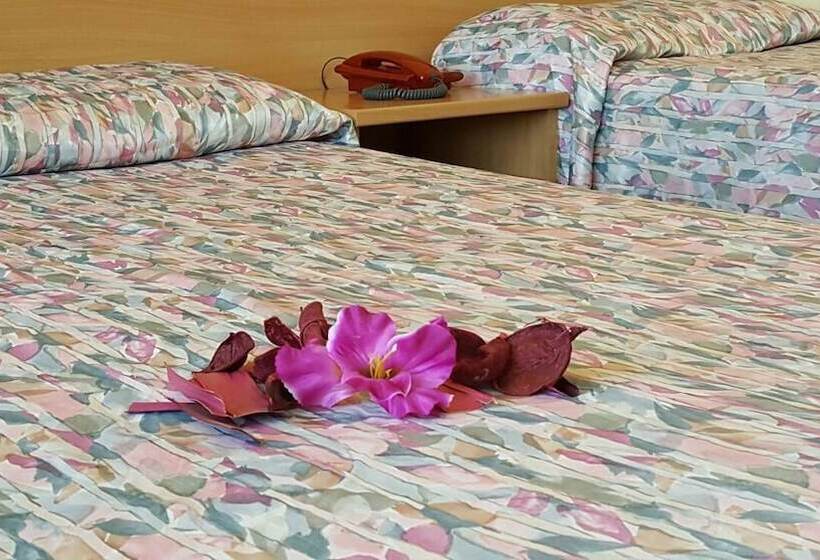 ホテル Bb Porto Piombino