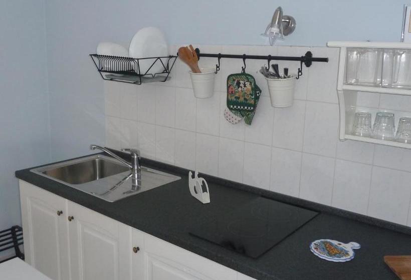 تختخواب و صبحانه Villa Palici