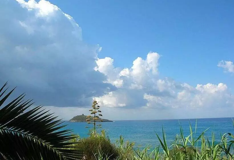 Hotelli Club Cirella