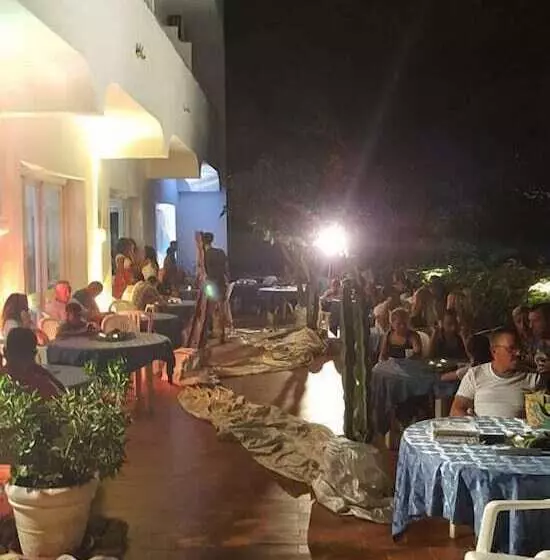 Hotelli Club Cirella