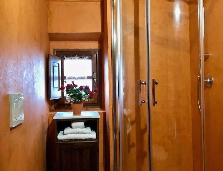 田舎風ホテル Borgo La Capraia