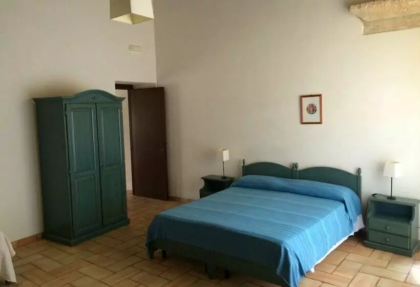 田舎風ホテル Case Di Cutalia   Villa Cutalia