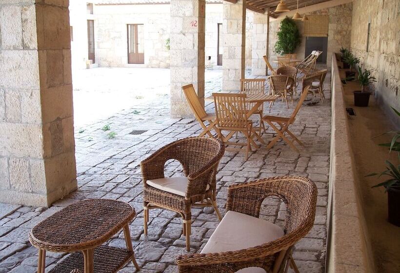 فندق ريفى Case Di Cutalia Villa Cutalia