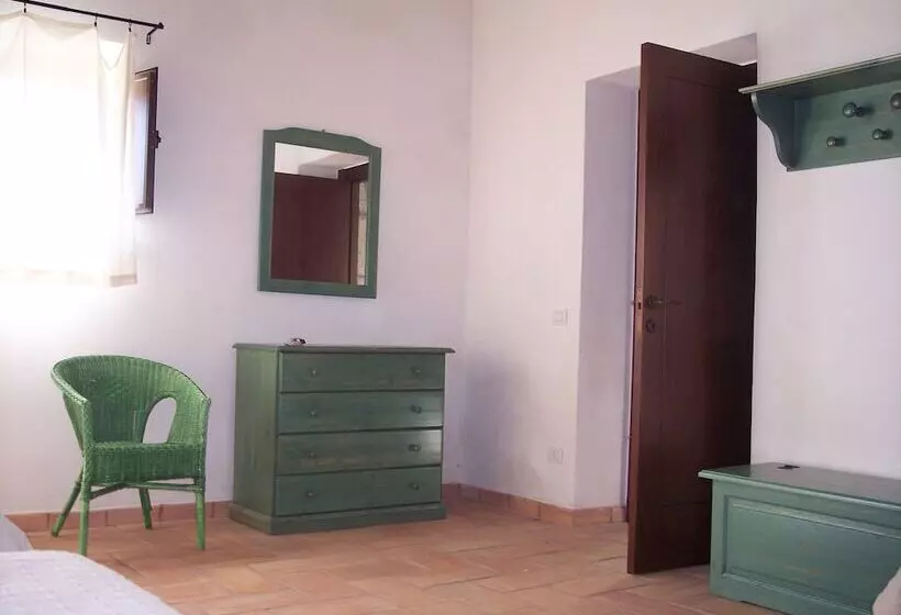 田舎風ホテル Case Di Cutalia   Villa Cutalia