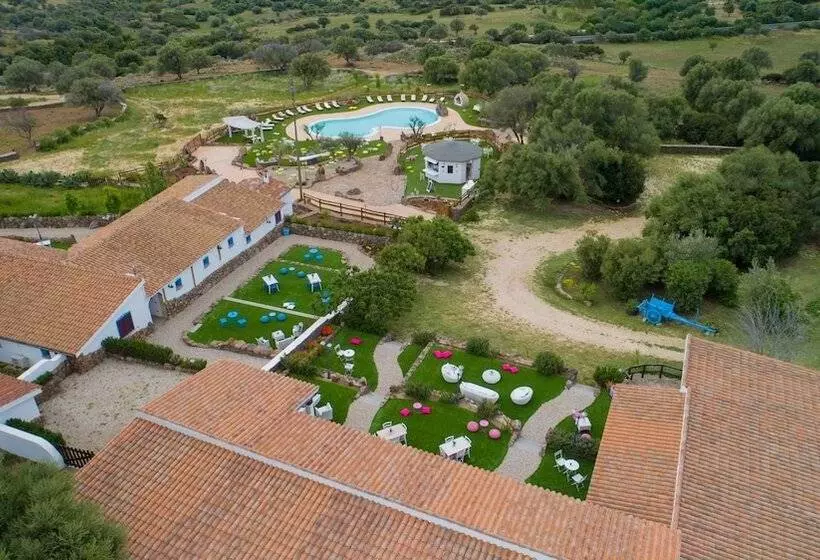 هتل روستایی Country House S Ozzastru