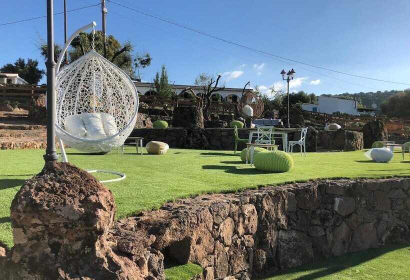 בית מלון כפרי Country House S Ozzastru