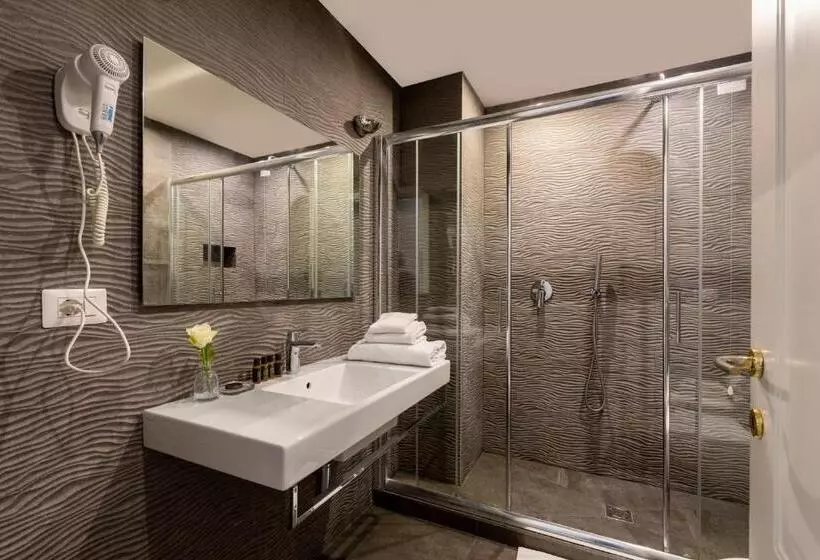 پانسیون Spagna Art & Suites   Ca Domus Collection