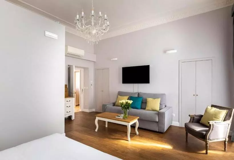پانسیون Spagna Art & Suites   Ca Domus Collection