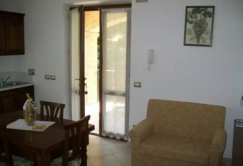 Aamiaismajoitus (B&B) La Collina Del Sagrantino