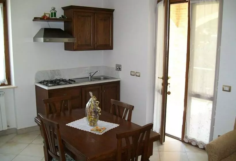 Aamiaismajoitus (B&B) La Collina Del Sagrantino