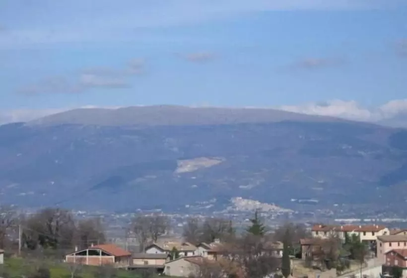 Aamiaismajoitus (B&B) La Collina Del Sagrantino