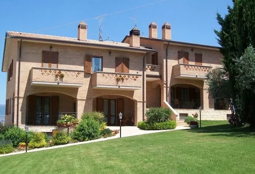 Aamiaismajoitus (B&B) La Collina Del Sagrantino