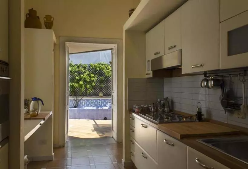 Aamiaismajoitus (B&B) Dimora Dei Giganti