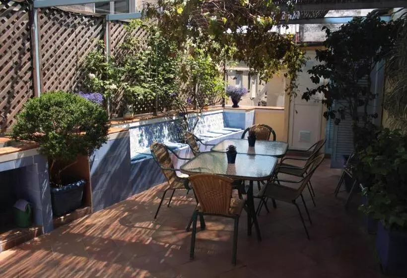 Aamiaismajoitus (B&B) Dimora Dei Giganti