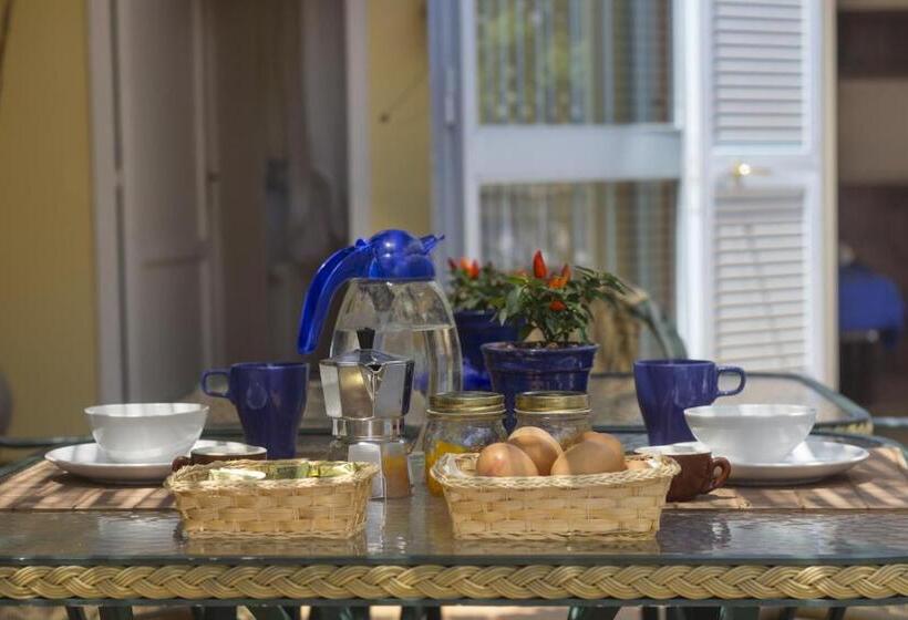 تختخواب و صبحانه Dimora Dei Giganti