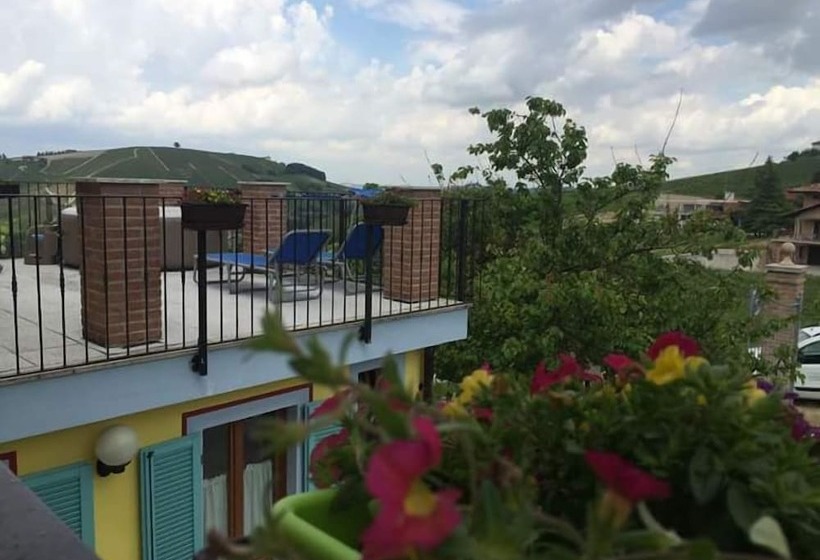 민박 La Terrazza Del Barbaresco