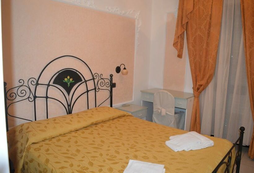 مسافرخانه Ristorante Pizzeria Le Voilier