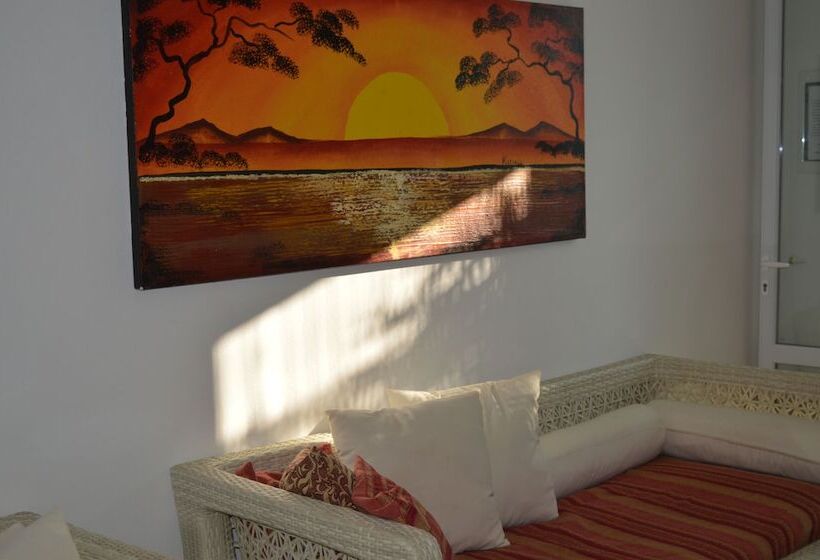 مسافرخانه Ristorante Pizzeria Le Voilier