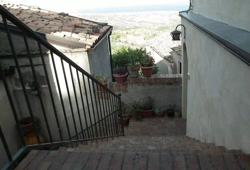 ベッドアンドブレックファースト Casa Ferrari