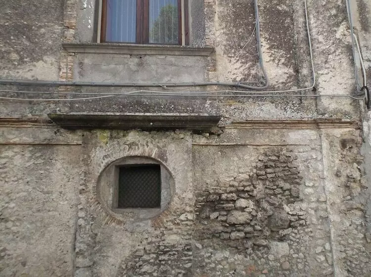 ベッドアンドブレックファースト Casa Ferrari