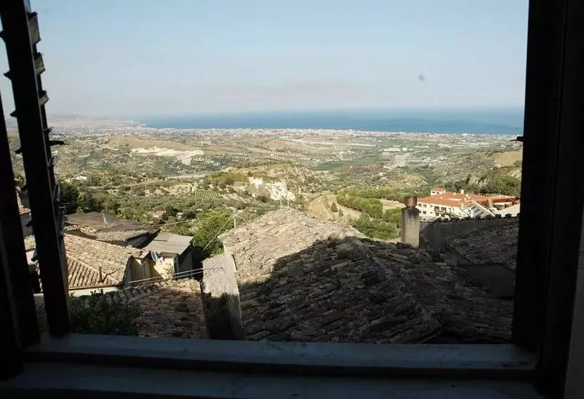 ベッドアンドブレックファースト Casa Ferrari