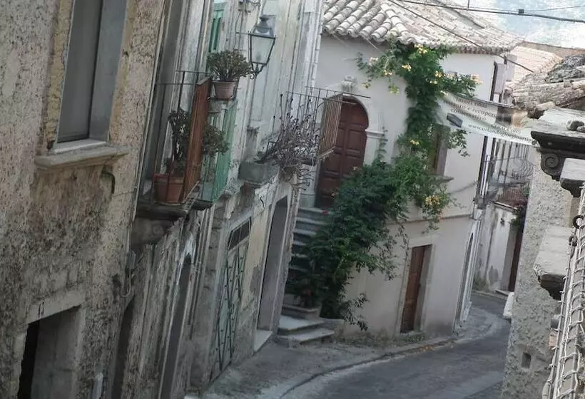 ベッドアンドブレックファースト Casa Ferrari