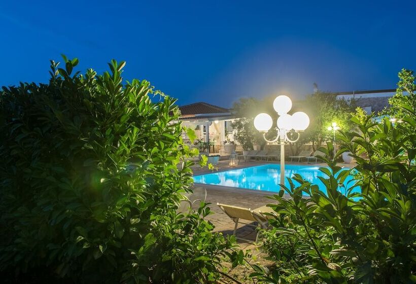 فندق ريفى Agriturismo Salinola