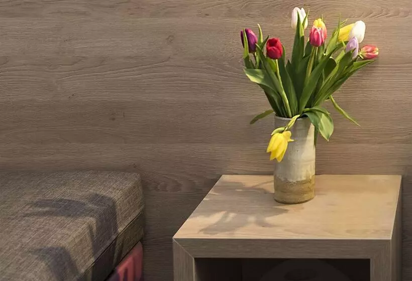 1st Creatif Hotel Elephant